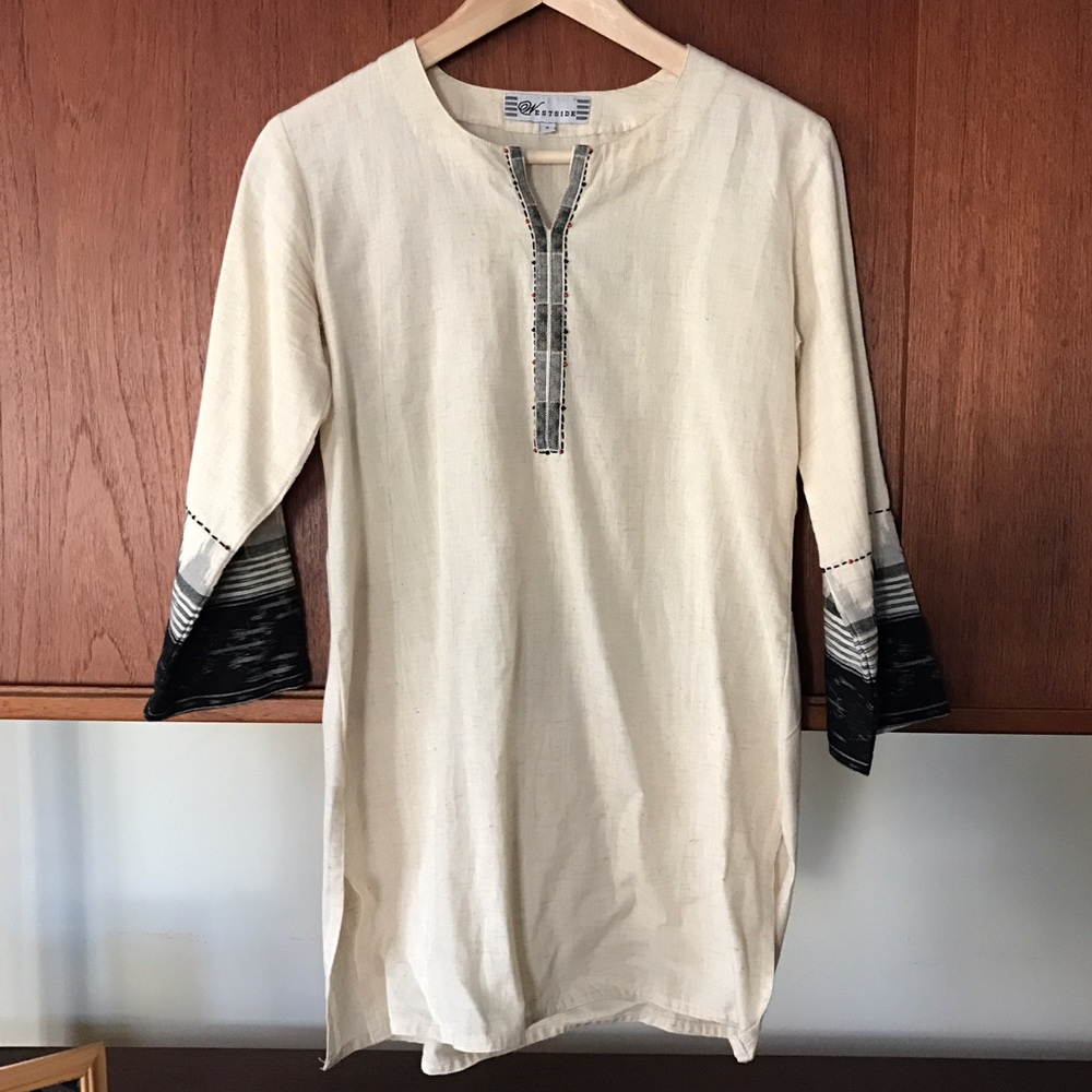 Cotton tunic with ikat details on sleeves